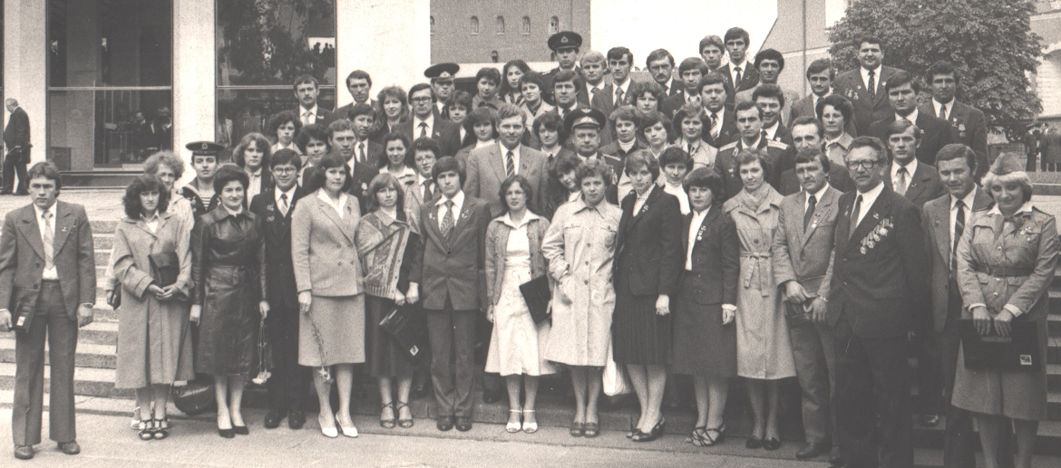 Ленинский райком КПСС. Митинг в честь 100-летия со дня рождения В. В. Воровского