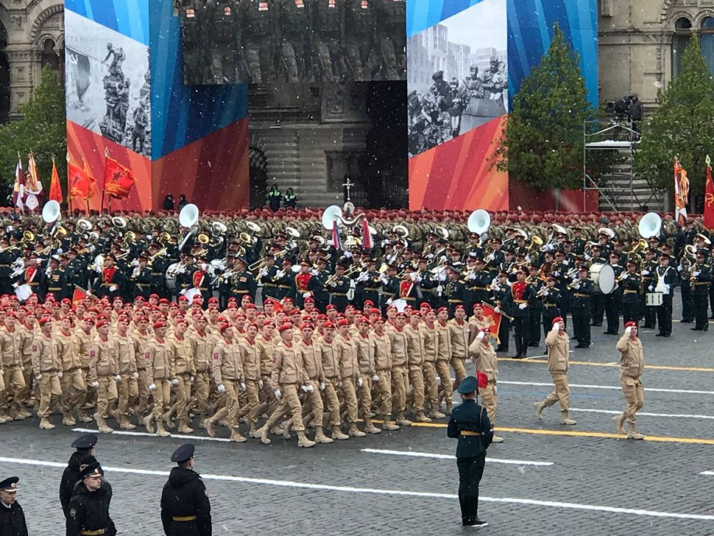 Всё, что остается за кадром: наш репортаж с Парада Победы на Красной  Площади | 10.05.2024 | Ленинградская - БезФормата